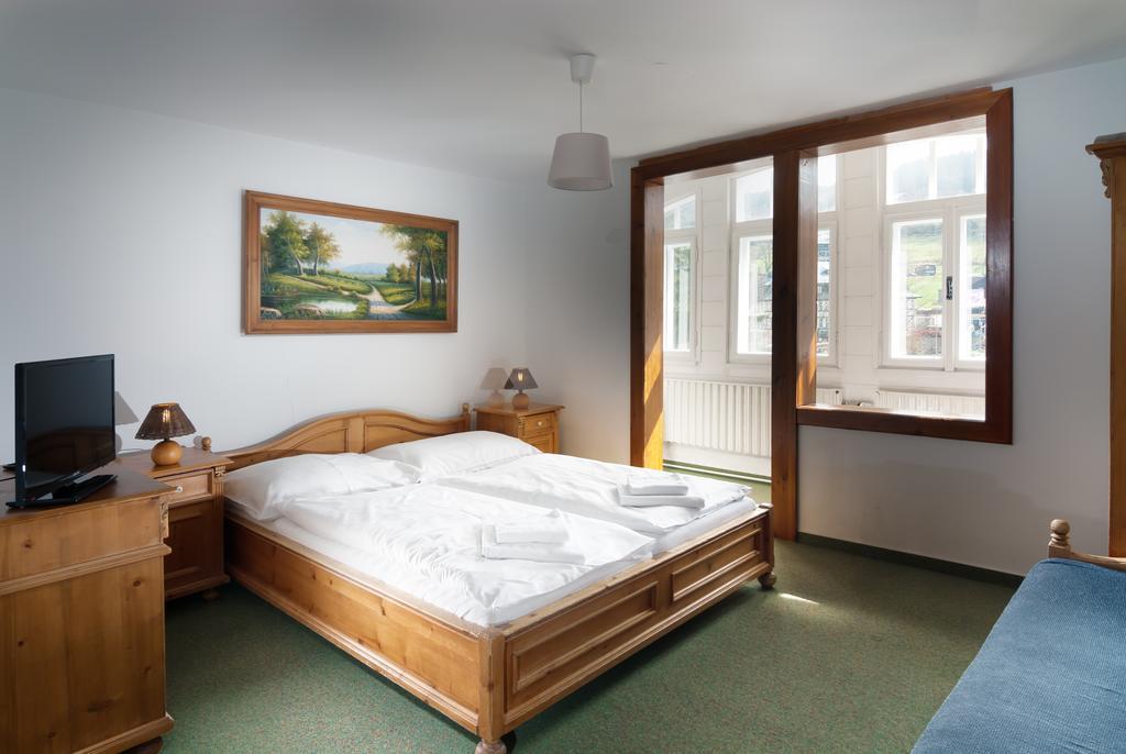 Depandance Villa Hubertus Špindlerŭv Mlýn Szoba fotó