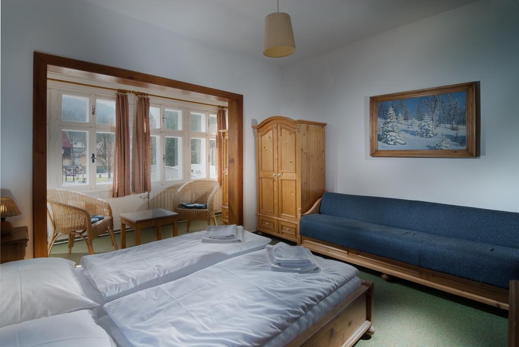 Depandance Villa Hubertus Špindlerŭv Mlýn Szoba fotó